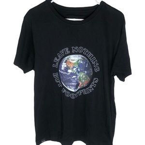 Embrace Leave Nothing But Footprints Earth Shirt Organic Cotton Size L